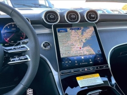 Mercedes-Benz GLC GLC 300 4MATIC SUV 2026