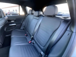 Mercedes-Benz GLC GLC 300 4MATIC SUV 2026