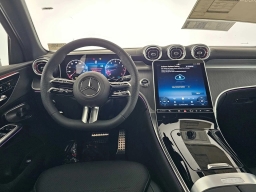 Mercedes-Benz GLC GLC 300 4MATIC SUV 2026