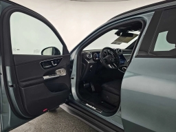 Mercedes-Benz GLC GLC 300 4MATIC SUV 2026