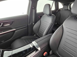 Mercedes-Benz GLC GLC 300 4MATIC SUV 2026