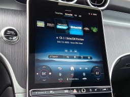 Mercedes-Benz GLC GLC 300 4MATIC SUV 2026