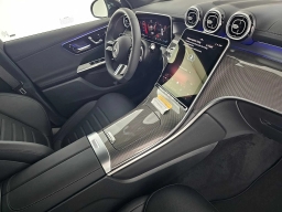 Mercedes-Benz GLC GLC 300 4MATIC SUV 2026