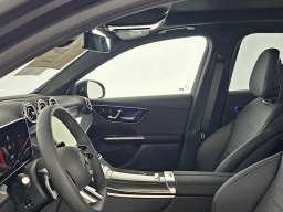 Mercedes-Benz GLC GLC 300 4MATIC SUV 2026