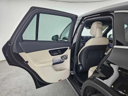 Mercedes-Benz GLC GLC 300 4MATIC SUV 2026