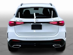 Mercedes-Benz GLC GLC 300 4MATIC SUV 2025