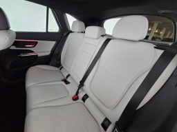 Mercedes-Benz GLC GLC 300 4MATIC SUV 2026