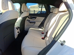 Mercedes-Benz GLC GLC 300 4MATIC SUV 2026