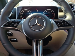 Mercedes-Benz GLC GLC 300 4MATIC SUV 2026