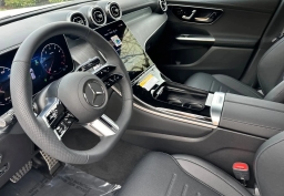 Mercedes-Benz GLC GLC 300 4MATIC SUV 2026