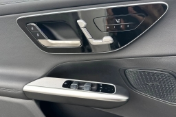 Mercedes-Benz GLC GLC 300 4MATIC SUV 2026