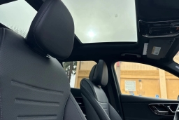 Mercedes-Benz GLC GLC 300 4MATIC SUV 2026