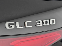 Mercedes-Benz GLC GLC 300 4MATIC SUV 2026