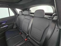 Mercedes-Benz GLC GLC 300 4MATIC SUV 2026