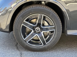 Mercedes-Benz GLC GLC 300 4MATIC SUV 2026