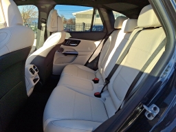 Mercedes-Benz GLC GLC 300 4MATIC SUV 2026