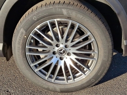 Mercedes-Benz GLC GLC 300 4MATIC SUV 2026