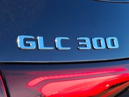 Mercedes-Benz GLC GLC 300 4MATIC SUV 2026