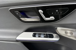 Mercedes-Benz GLC GLC 300 4MATIC SUV 2026