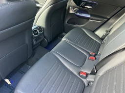 Mercedes-Benz GLC GLC 300 4MATIC SUV 2026