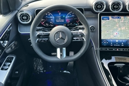 Mercedes-Benz GLC GLC 300 4MATIC SUV 2026
