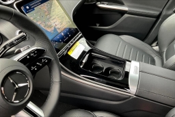 Mercedes-Benz GLC GLC 300 4MATIC SUV 2026