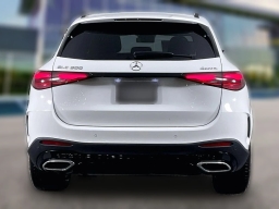 Mercedes-Benz GLC GLC 300 4MATIC SUV 2026