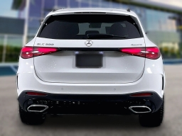 Mercedes-Benz GLC GLC 300 4MATIC SUV 2026