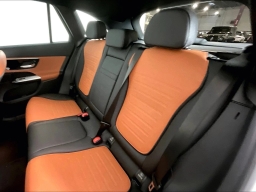 Mercedes-Benz GLC GLC 300 4MATIC SUV 2026