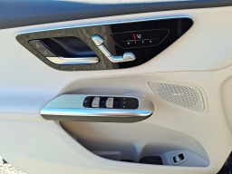 Mercedes-Benz GLC GLC 300 4MATIC SUV 2026