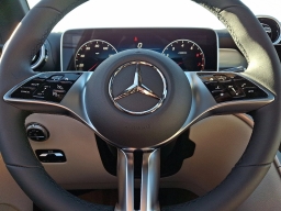 Mercedes-Benz GLC GLC 300 4MATIC SUV 2026