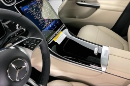 Mercedes-Benz GLC GLC 300 4MATIC SUV 2026