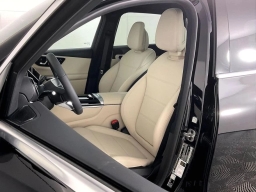 Mercedes-Benz GLC GLC 300 4MATIC SUV 2026