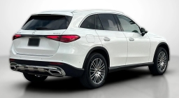 Mercedes-Benz GLC GLC 300 4MATIC SUV 2026