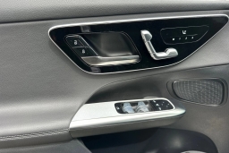 Mercedes-Benz GLC GLC 300 4MATIC SUV 2026