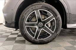 Mercedes-Benz GLC GLC 300 4MATIC SUV 2026