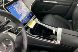 Mercedes-Benz GLC GLC 300 4MATIC SUV 2026