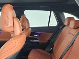 Mercedes-Benz GLC GLC 300 4MATIC SUV 2026