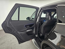 Mercedes-Benz GLC GLC 300 4MATIC SUV 2026