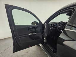 Mercedes-Benz GLC GLC 300 4MATIC SUV 2026