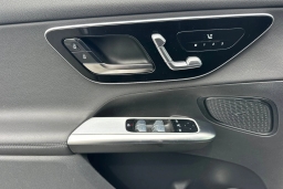 Mercedes-Benz GLC GLC 300 4MATIC SUV 2026