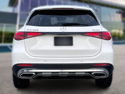 Mercedes-Benz GLC GLC 300 4MATIC SUV 2026