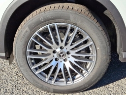 Mercedes-Benz GLC GLC 300 4MATIC SUV 2026