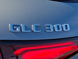 Mercedes-Benz GLC GLC 300 4MATIC SUV 2026