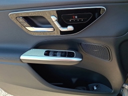 Mercedes-Benz GLC GLC 300 4MATIC SUV 2026