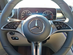 Mercedes-Benz GLC GLC 300 4MATIC SUV 2026