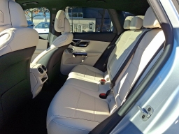 Mercedes-Benz GLC GLC 300 4MATIC SUV 2026