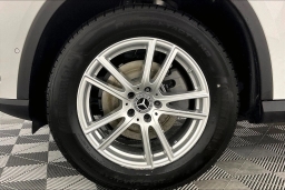 Mercedes-Benz GLC GLC 300 4MATIC SUV 2026
