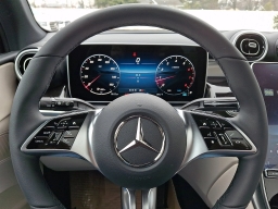 Mercedes-Benz GLC GLC 300 4MATIC SUV 2026