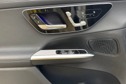 Mercedes-Benz GLC GLC 300 4MATIC SUV 2026